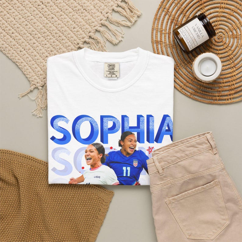 USWNT Player Sophia Wilson / Smith T-shirt image 11