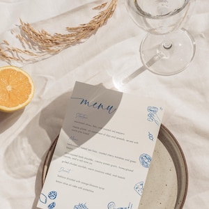 Italienische Hochzeitsmenüvorlage, mediterrane Hand gezeichnet druckbares, bearbeitbares Amalfiküste Zitronen-Dinner-Party-Menü, blaues Gekritzel-Menü, Braut