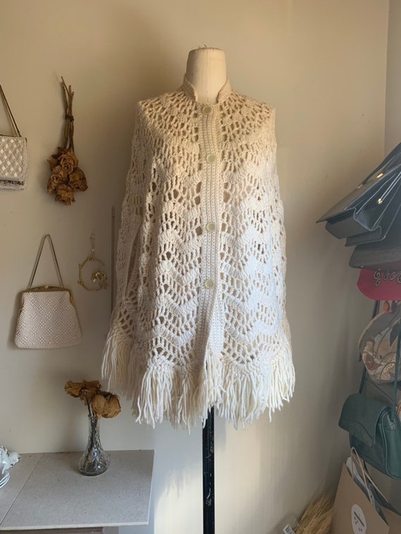 Amazing Vintage 70s Ivory Crochet Button Fringe P… - image 7