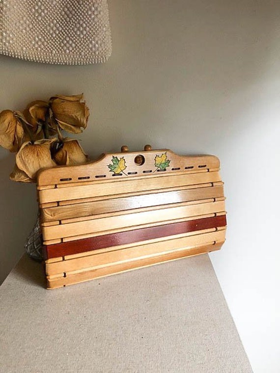 Amazing Rare Vintage 50s Wooden Handcrafted Leaf T