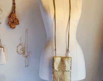 Cool Vintage 80s 90s Y and S Original Gold Chain Mail Wallet Crossbody Purse Bag