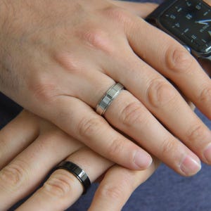 Gold Filled Fidget Spinner Rings Black Spinner Rings Silver Fidget Mens Rings Band AA Ring Women Spinner Finger Custom Rings Waterproof Ring