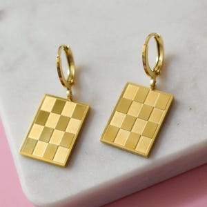 Gold Retro Chess Earrings, Dangle Earrings, Gold Chain Necklace Set Waterproof Jewelry, Vintage Style Pendant, Anti Tarnish Mom Gift Jewelry