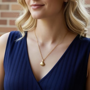 Gold Filled Shell Necklace Women Charm Pendant Necklaces, Unique Mother Day Birthday Anniversary Everyday Her Gift WATERPROOF Dainty Jewelry