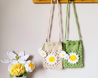 Daisy Crochet Crossbody Bag: Custom Colors Granny Square Purse