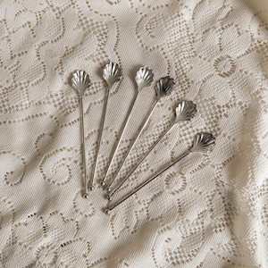Vintage Silver Plate Shell Spoon Sipper Straws