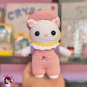 Crochet Sylvanian cat calico critters
