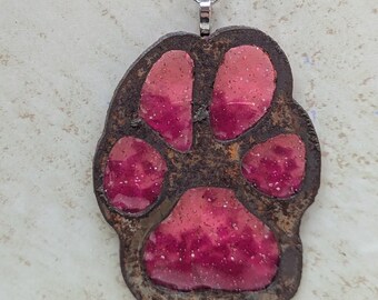 錆びた鋼鉄の足跡 - アップサイクルサンキャッチャー - ツートンピンク