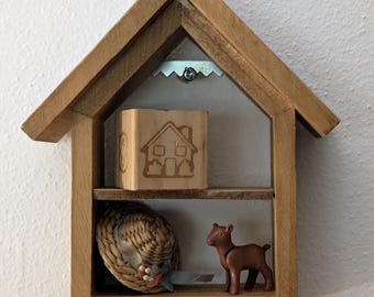 Mini House Trinket Shelf/Miniature/Curio