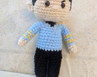 半人半獣の科学官