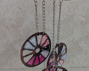 ピンクの観覧車 - アップサイクルされた金属製の風鈴