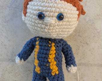 元気いっぱいのカデットかぎ針編み人形、高さ9インチ