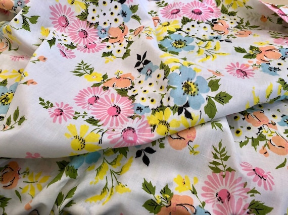 New Reversible Vintage Springmaid Jay Yang Pillowcases- Colorful Bouquets 1980s Bedding Vintage Bedding Percale Bouquet Pillowcases