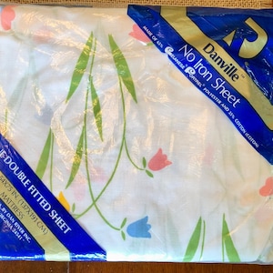 Vintage Bed Sheet - Danville Tulip Sheet - Fitted Full Sheet - NIP - New Old Stock
