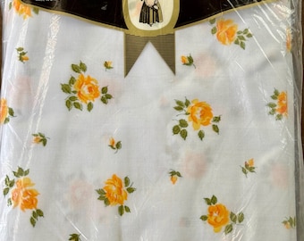 Vintage Bed Sheet - Springmaid Wondercale Full Flat Sheet - Yellow Roses - 1970s Sheet NOS - Full Flat - Vintage Bedding
