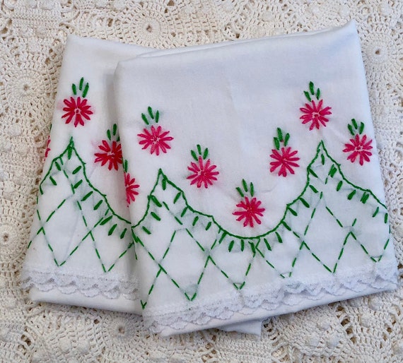 Vintage pillowcases top