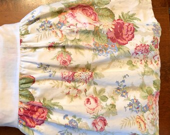 Chaps Constance Full Bedskirt - Vintage Floral Dust Ruffle - Cotton Flowers - 1990s - Chaps - 15 Inch Drop - Cottage Country Shabby Chic