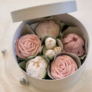 Berries Marshmallow Flowers Box (Size XL)