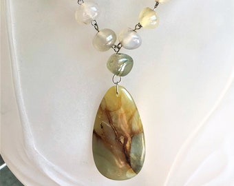 Agate Necklace with Teardrop Pendant, Earthy Tone Necklace, Magnetic Clasp, Gift for Mom, Present for Mother's Day, Artisan Jewelry, 200