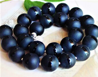 Black Onyx Necklace, High Polished, Matte Black Beads, Fashion Jewelry, Beaded Necklace, Classic Design, Sleek Design, Artisan Jewelry, 171