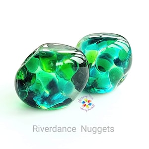 Lampwork Glass Beads: Emerald Green Faceted Riverdance Nuggets