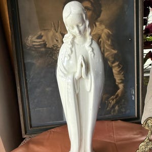 Antique Mary Hummel Figurine