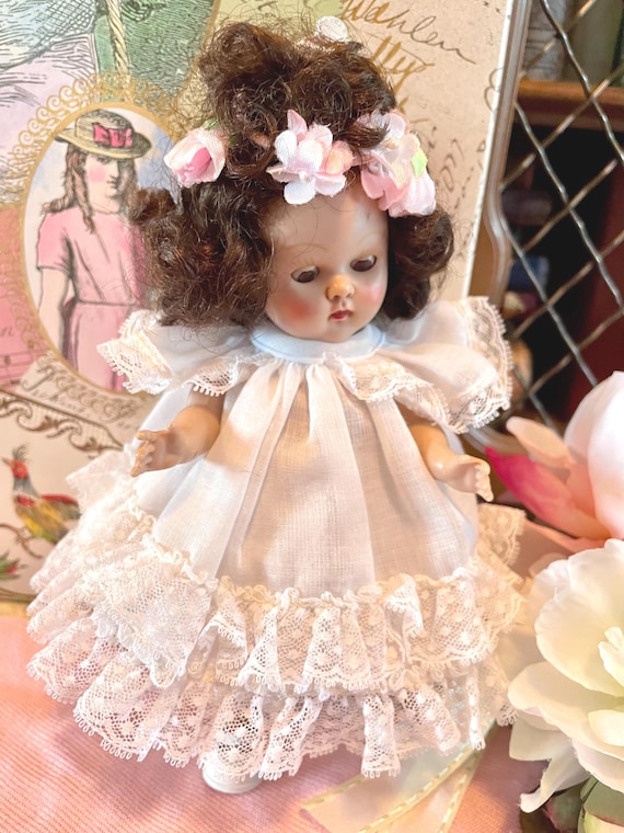 Vogue Ginny Doll Vintage 1950's