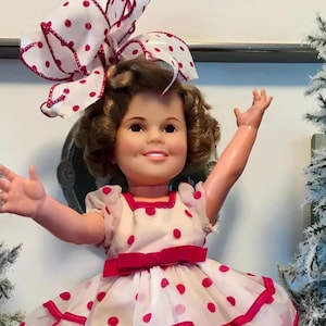 Vintage 1972 Stand Up and Cheer Ideal Shirley Temple Doll