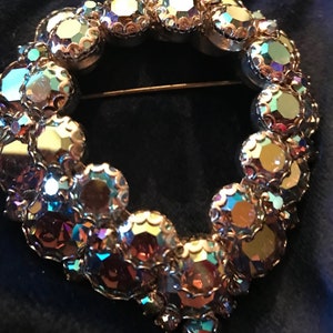 Vintage 1950s Albert Weiss  Iridescent Costume Jewelry Pin and Earring Set