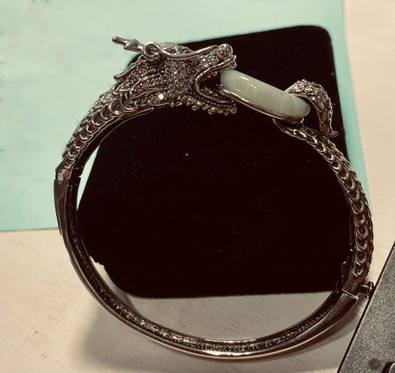 Sterling Silver Ruby and Jade Dragon Bracelet - image 14