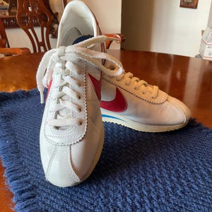 Vintage  1980&#39;s Women&#39;s Nike Red,White and Blue Cortez Leather Sneakers (Forest Gump)