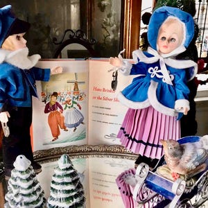 Effanbee Currier and Ives Ice Skating Doll Pair