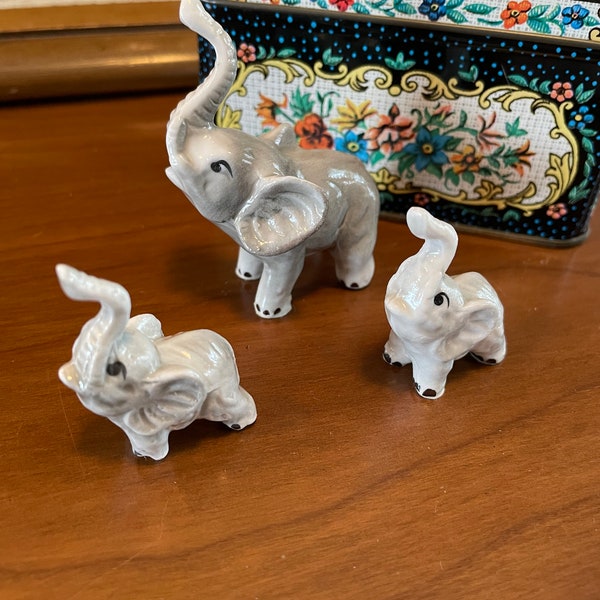 Vintage Miniature Set of Elephant Figurines ( Bone China, Japan)