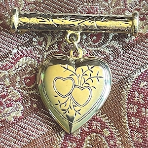 Vintage Goldtone Victorian Style Heart Locket Pin