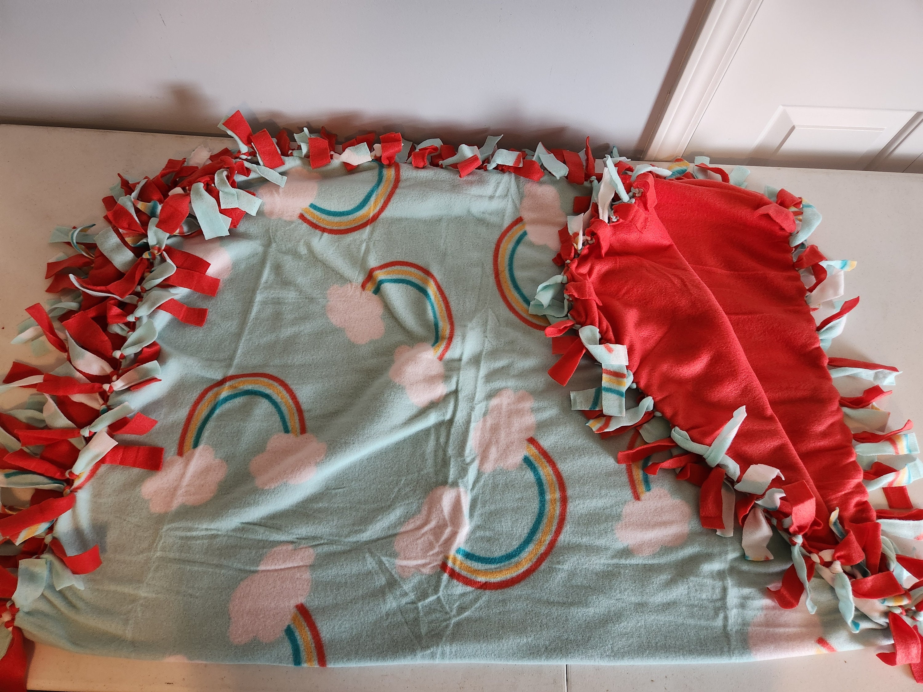 Fleece knot blanket hotsell