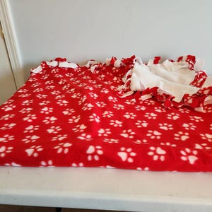 Fleece Tie Blanket---Red Paw Prints