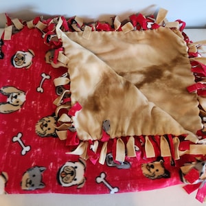 Fleece Tie Blanket---Dogs and Bones