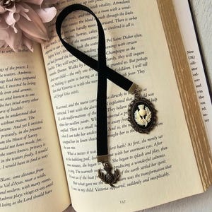 Scottish Thistle Velvet Bookmark in Bronze, Vintage Style Cameo Bookmark, Book Gift for Her, Mother Gift Bild 2