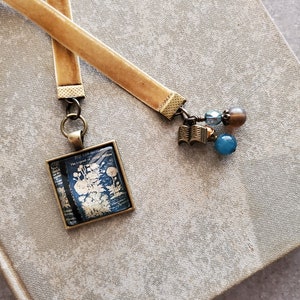 Velvet Ribbon Bookmark, Vintage Style Book Charm, Gift for Her, , Teacher Gift,