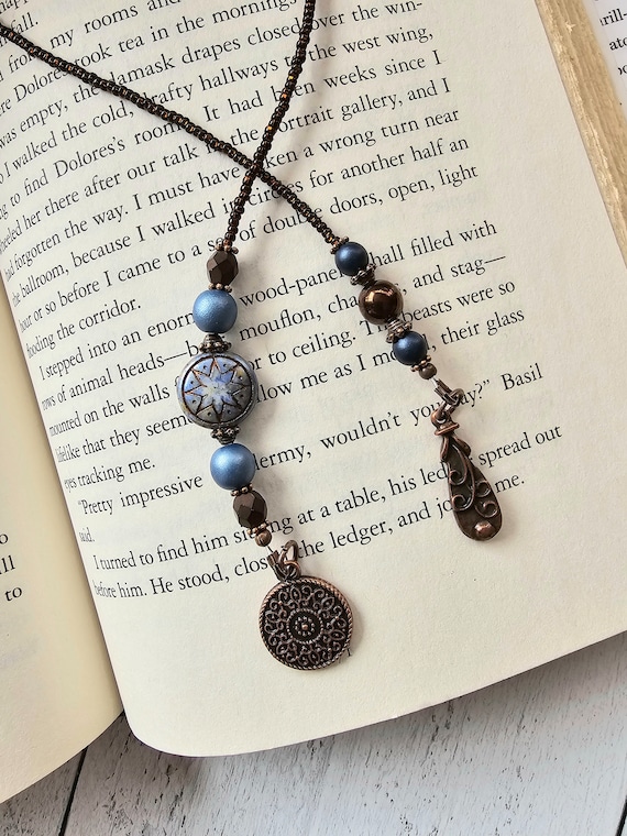 Add A Touch Of Northern Lights To Your Book With This Beaded Bookmark And Aurora Borealis Pendant