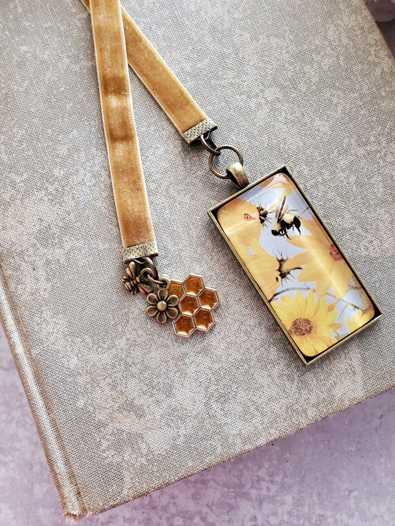 Sunflower and Bee Velvet Ribbon Bookmark, Honeycomb Charm, Gift for Her,, Teacher Gift,, Mother Gift image 1
