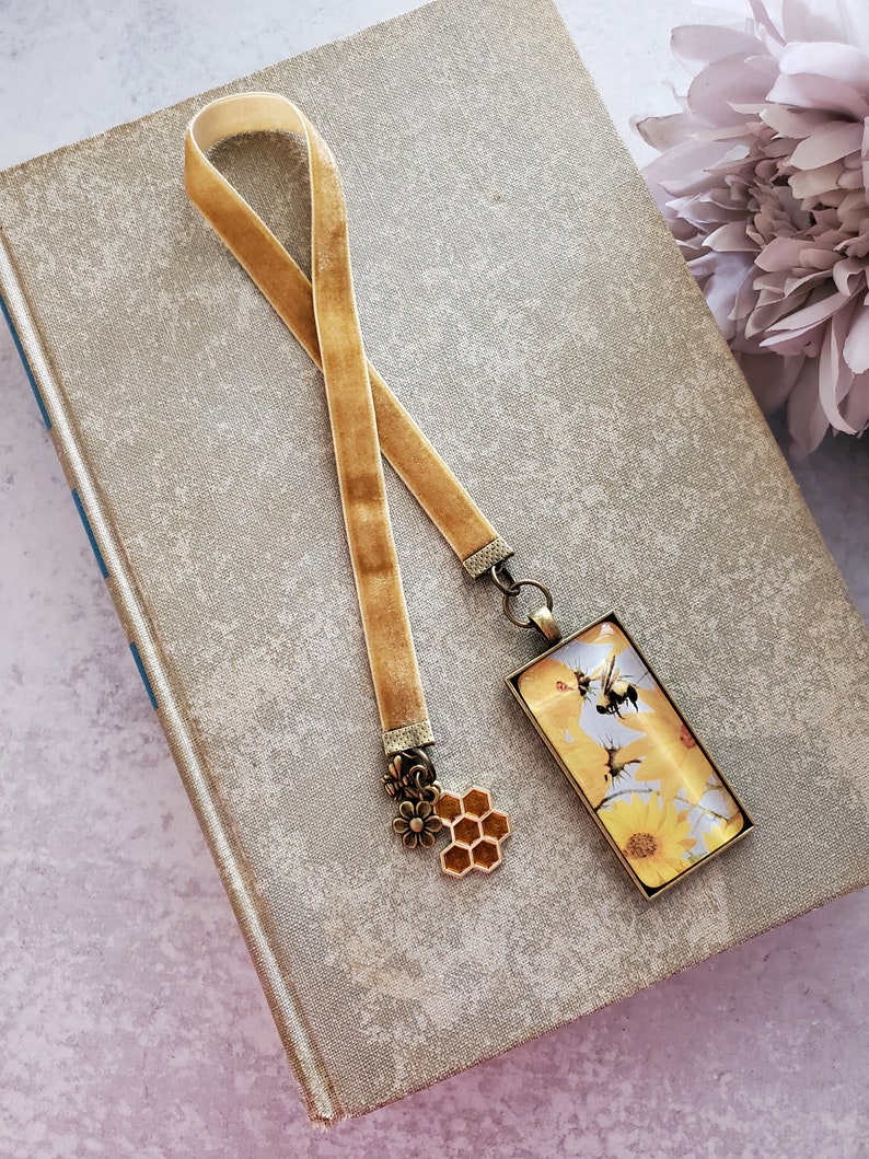 Sunflower and Bee Velvet Ribbon Bookmark, Honeycomb Charm, Gift for Her,, Teacher Gift,, Mother Gift image 5