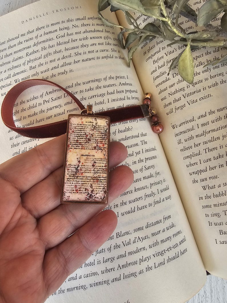 Marcapáginas con cinta de terciopelo de cobre, ideal para ratones de biblioteca, regalo para ella, regalo para maestra, regalo para madre imagen 4