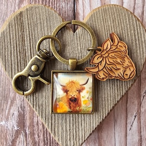 Highland Cow Keychain with Wood Cow Charm, Shaggy Coo Lover Gift