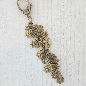 Bronze Plated Flower Bag Charm, Bee Spring Summer Purse Charm, Flower Tassel