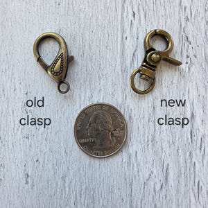 Bronze Plated Flower Bag Charm, Bee Spring Summer Purse Charm, Flower Tassel image 4