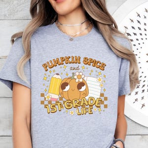 First Grade Fall Pumpkin Teacher Shirt, 1st Grade Team Shirt, Pumpkin Spice and First Grade Life, Groovy Teacher Shirt, Retro Teacher Tee, bild 9