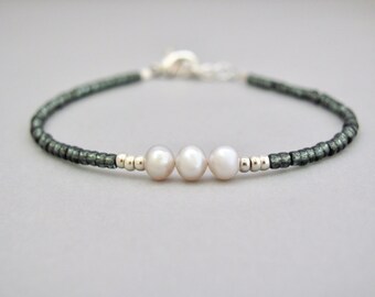 Pearl Bracelet Beaded Black Diamond Glass Silver Pearl Minimal Bracelet Wedding Bridesmaid Gift Bracelet