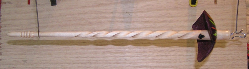 EDS 0842 Viking Santa Drop Spindle Leather whorle