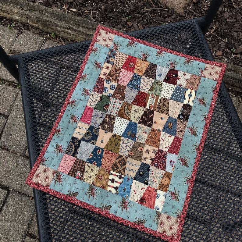 Small Quilt Pattern Thimbles Doll Quilt Etsy